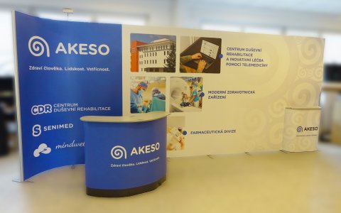ISOframe wave - tvarovatelná stěna, expocase - Akeso