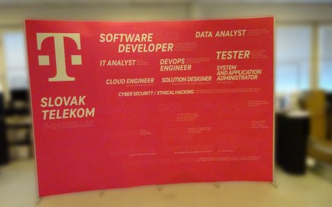 ISOframe wave - tvarovatelná stěna - Slovak Telekom