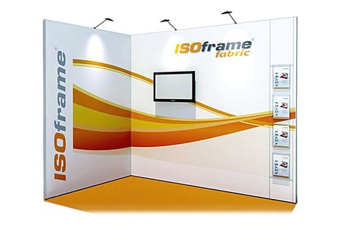 ISOframe fabric; 
Vhodný pro výstavní expozice půdorysu L nebo U. Snadno přepravitelný systém s grafikou vytištěnou na tkanině, který jednoduše a bez nařadí rychle sestavíte. Pro výstavní plochy od 4 do 100 m2 , maximální výška 3 m.
