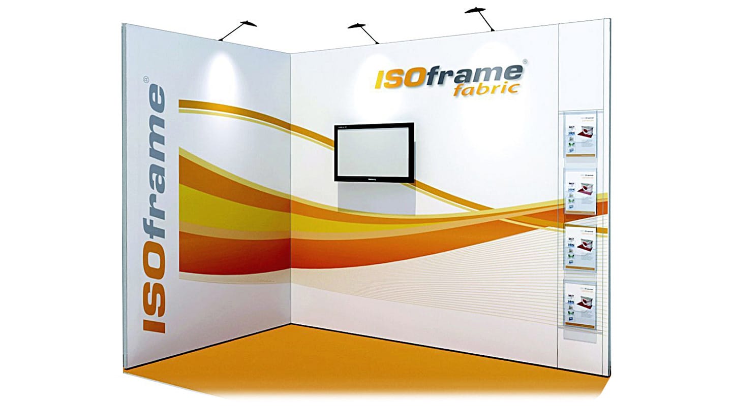 ISOframe fabric; 
Vhodný pro výstavní expozice půdorysu L nebo U. Snadno přepravitelný systém s grafikou vytištěnou na tkanině, který jednoduše a bez nařadí rychle sestavíte. Pro výstavní plochy od 4 do 100 m2 , maximální výška 3 m.

